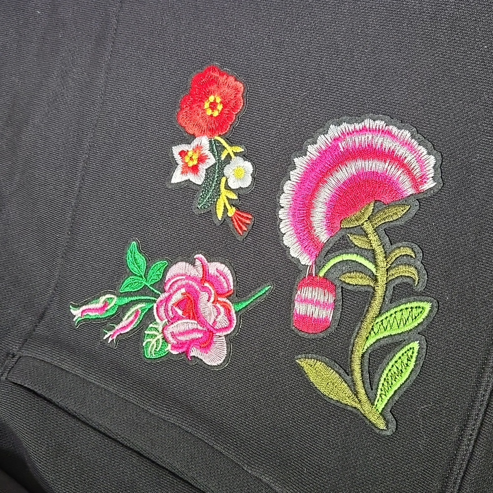 Embroidered Floral Patch Handmade Hoodie NWOT - Picture 9 of 9